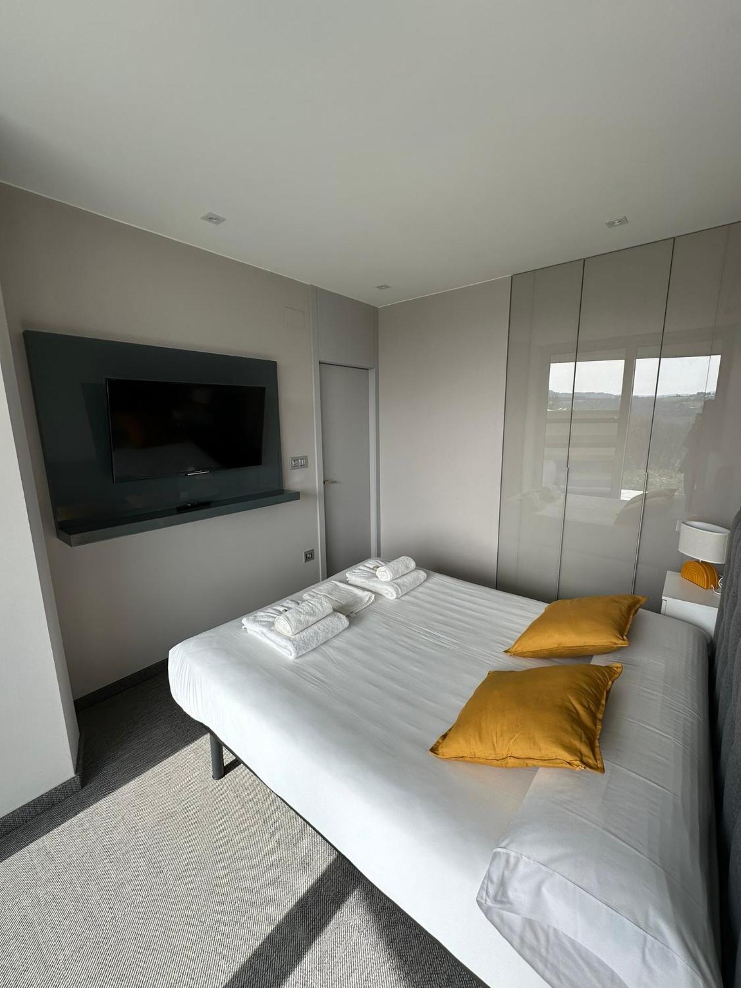 Villa Tres Prismas Exclusive Sarria Exterior foto