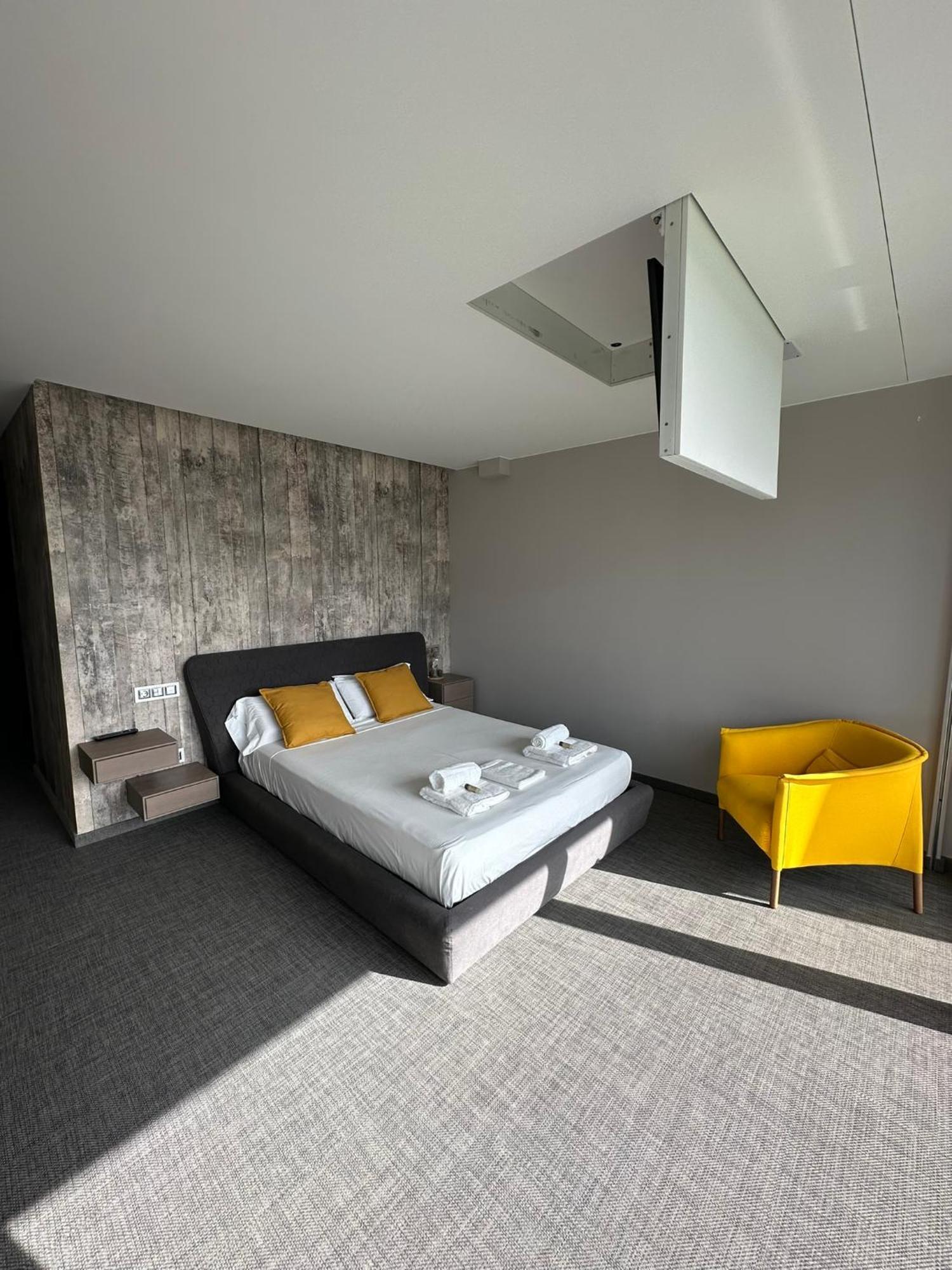 Villa Tres Prismas Exclusive Sarria Exterior foto